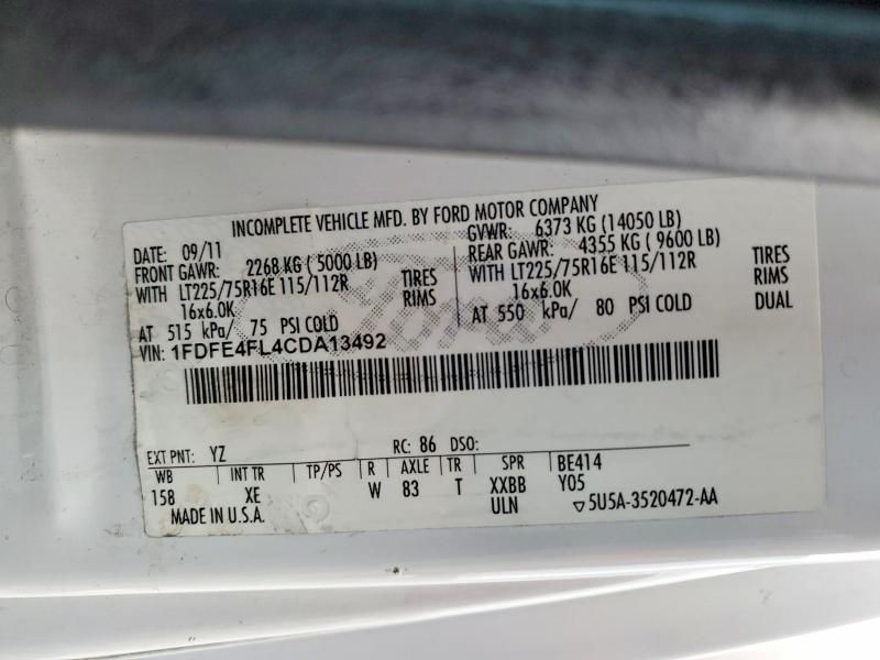 2012 Ford Econoline E450 Super Duty Cutaway van