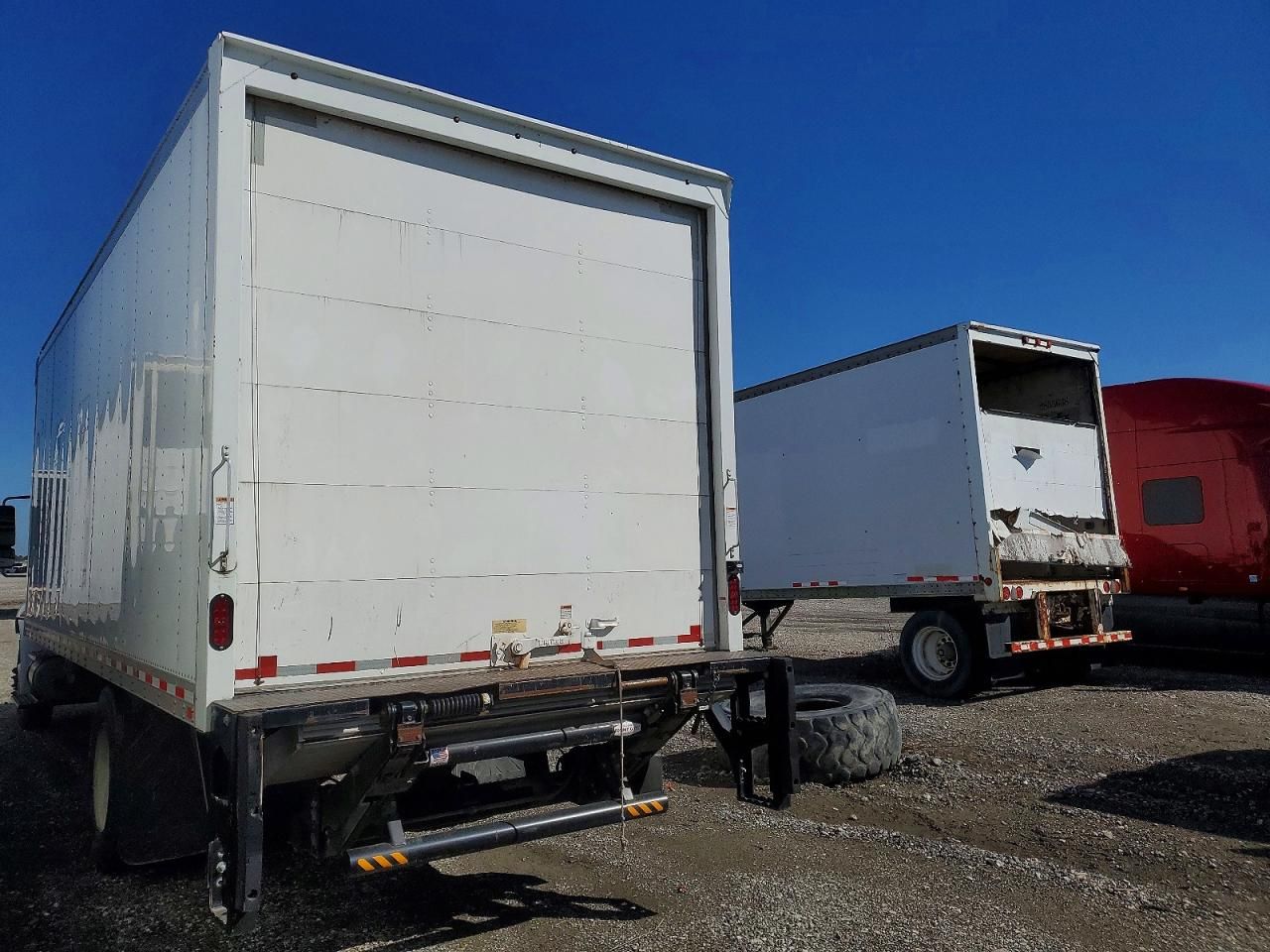 2009 International 4300 BOX Truck