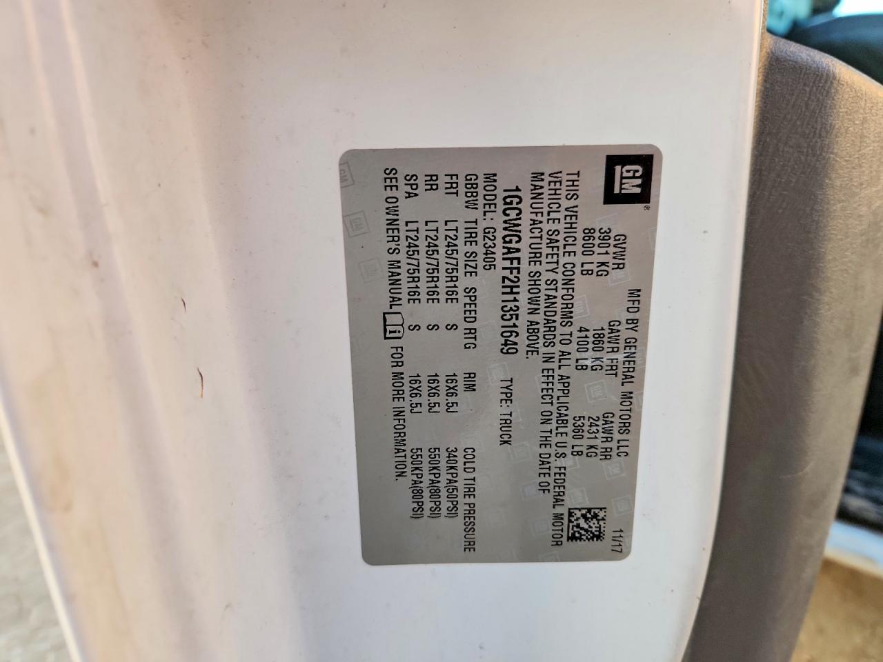 2017 Chevrolet Express 2500 Cargo Utility / Service van