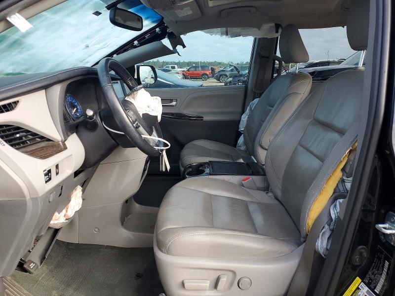2016 Toyota Sienna xle