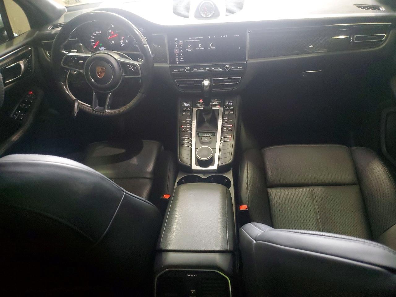 2020 Porsche Macan s