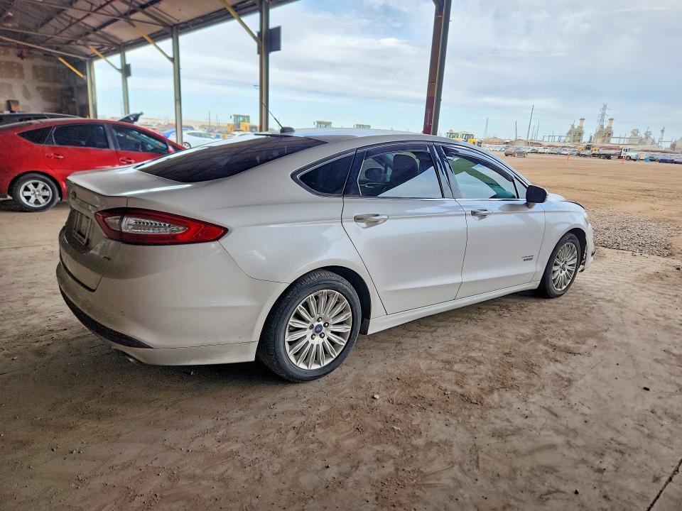 2016 Ford Fusion se Phev