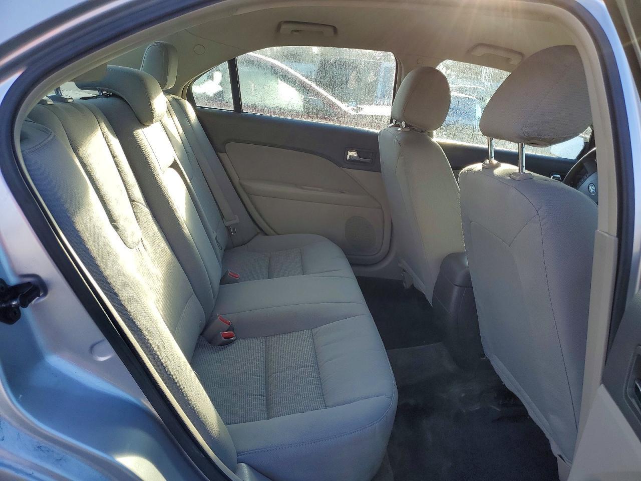 2012 Ford Fusion s