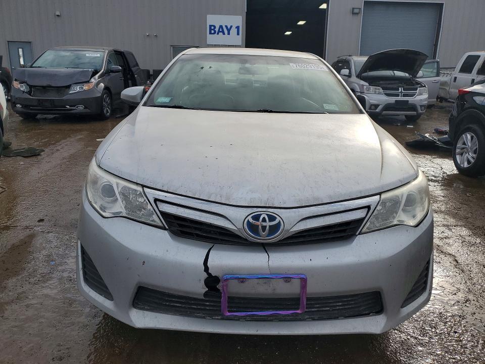 2013 Toyota Camry Hybrid