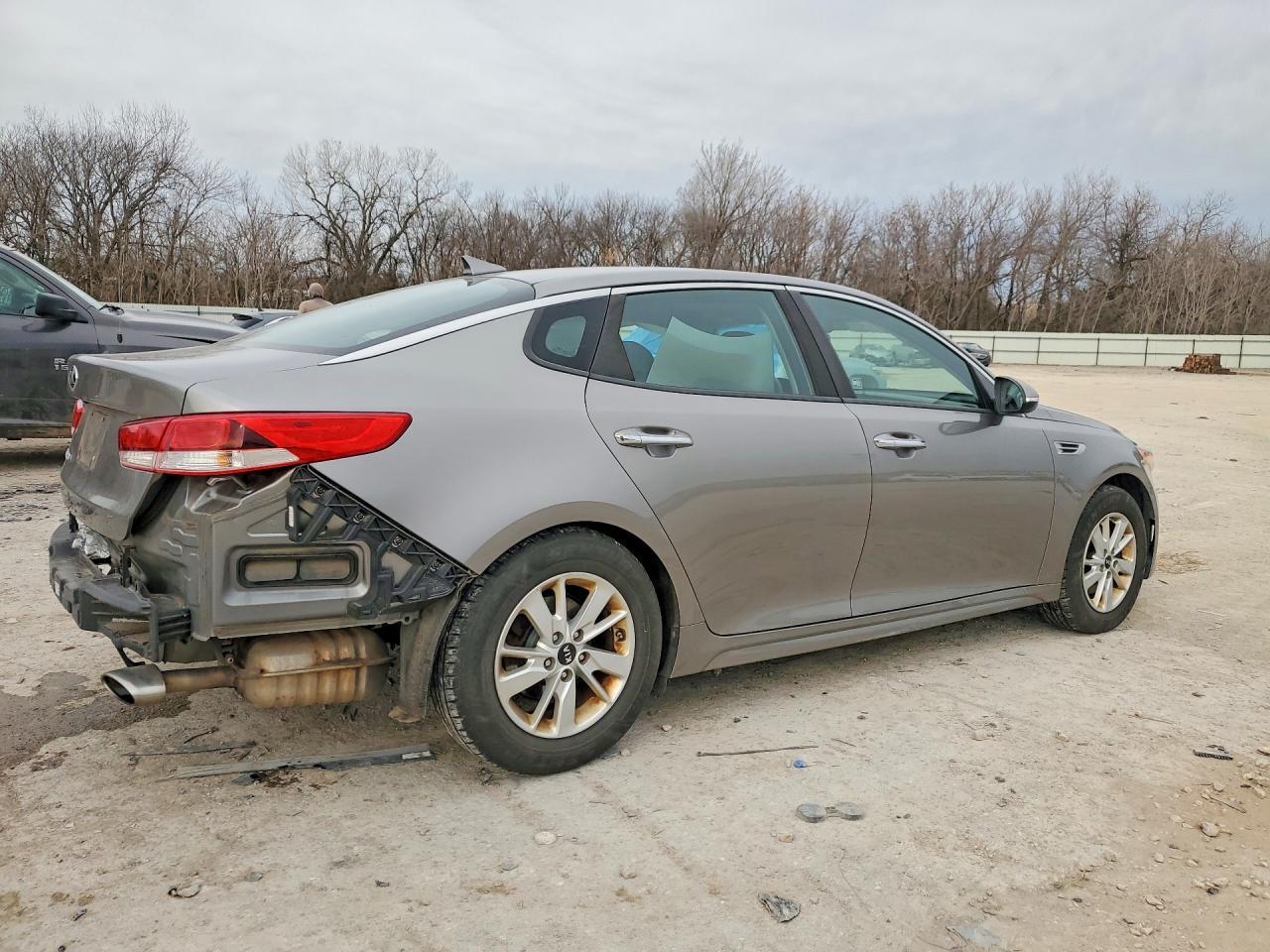 2017 KIA Optima lx