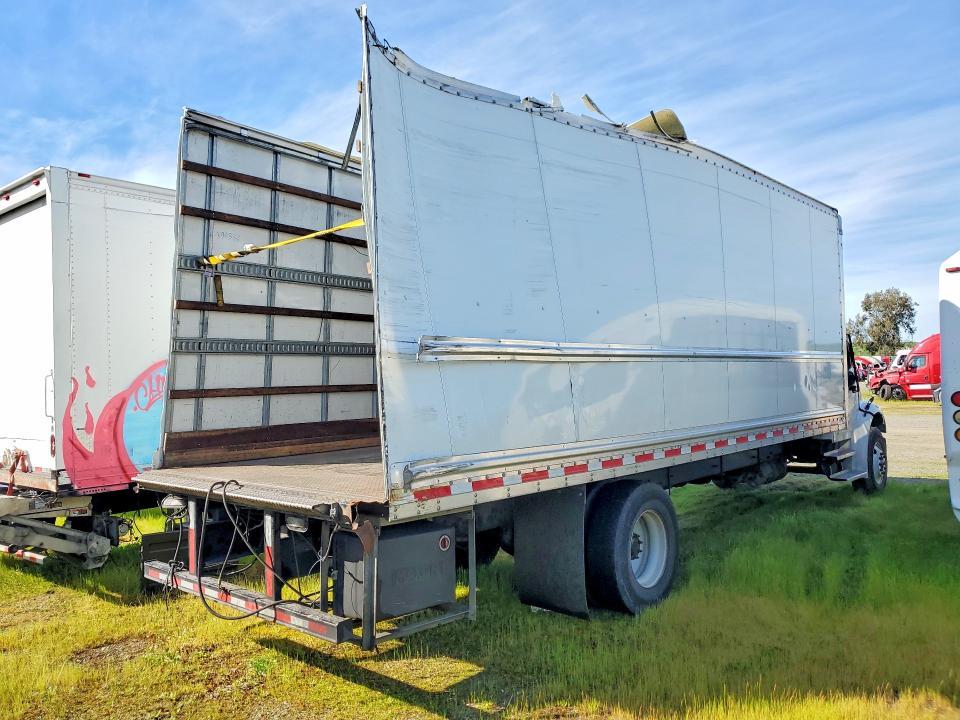 2022 Freigliner 2022 Freightliner Business Class M2 BOX Truck
