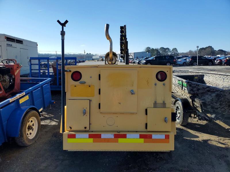 2000 Team Fenex Manhole Support Trailer