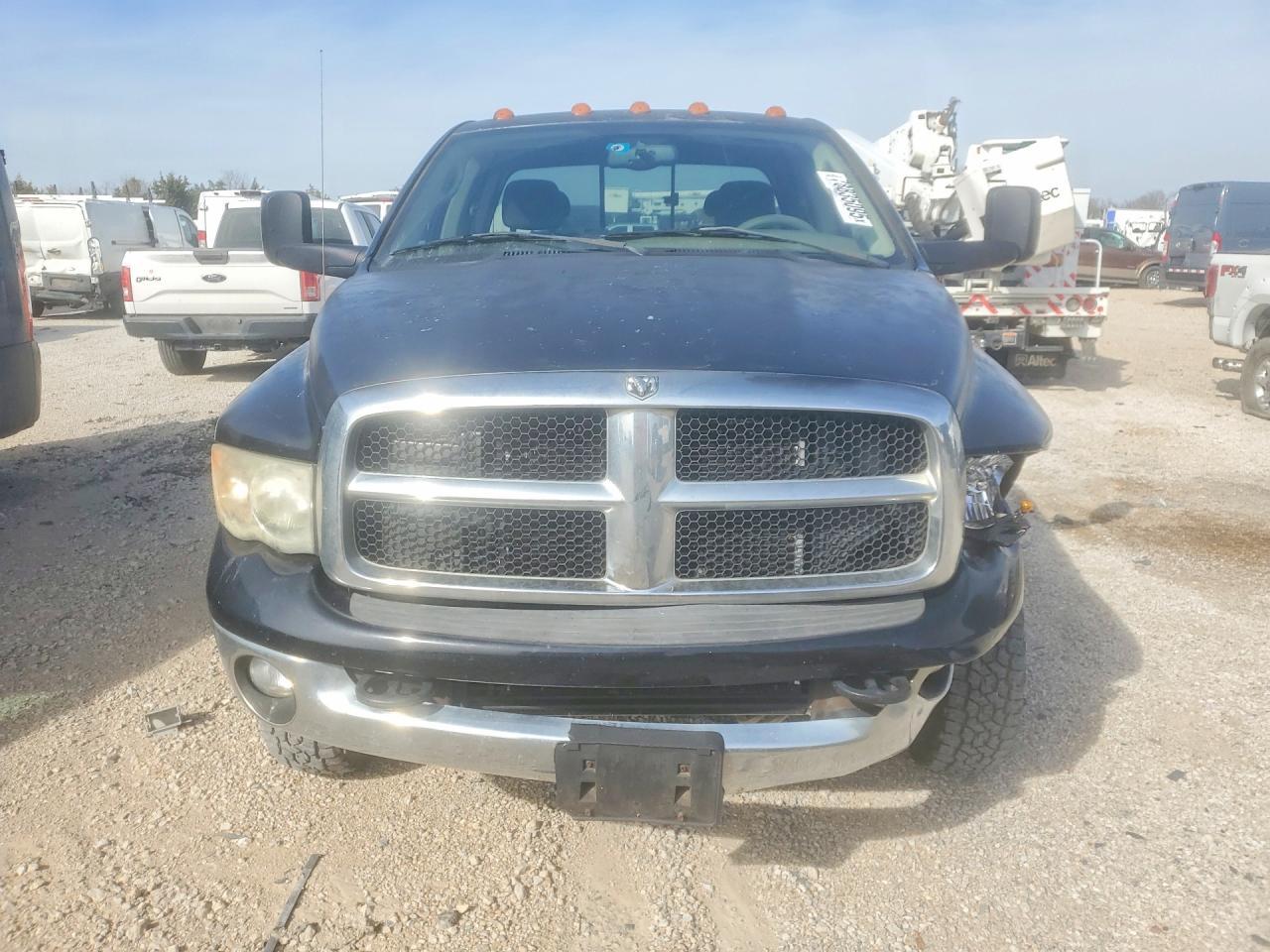 2005 Dodge RAM 3500 ST