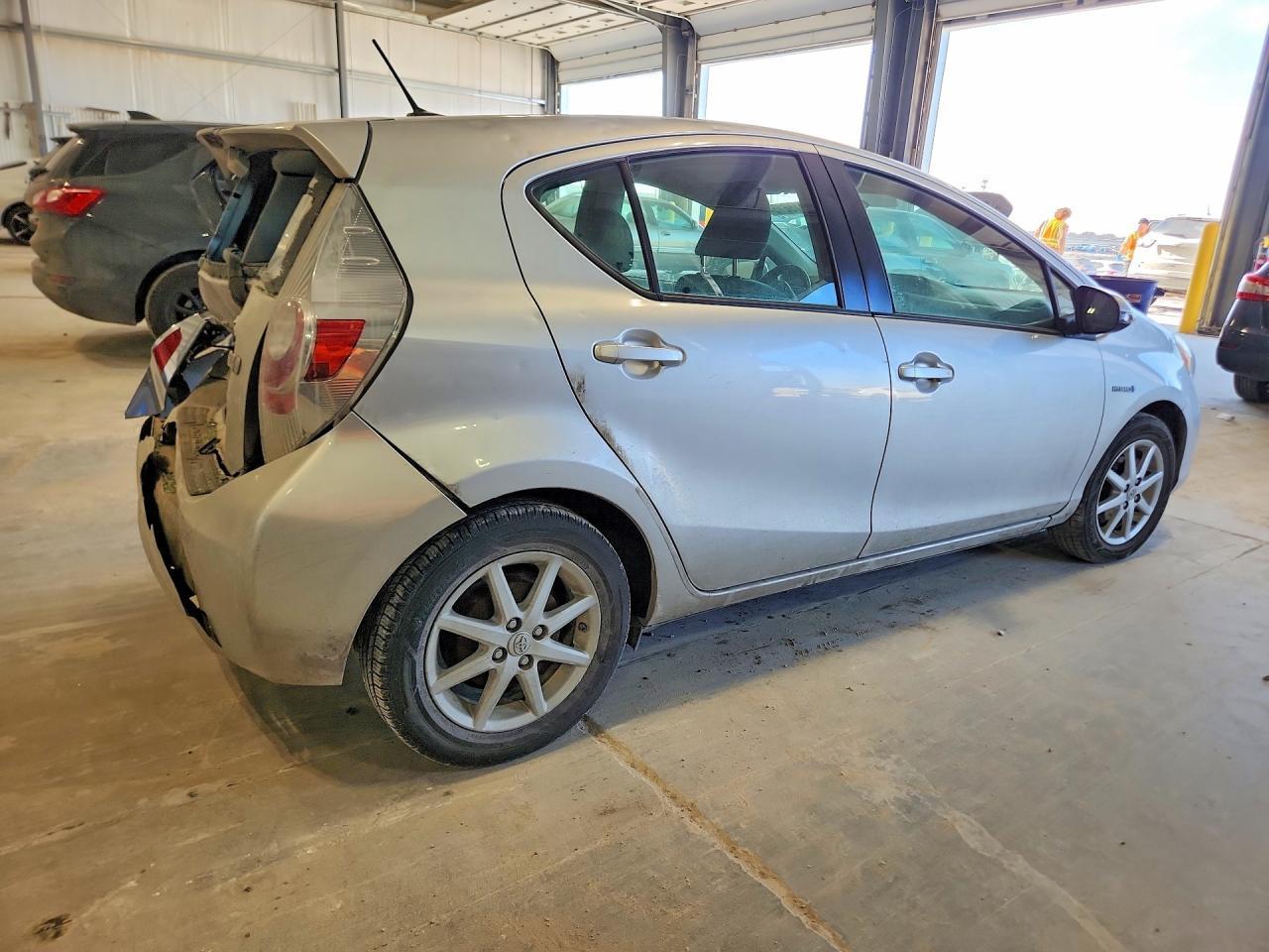 2014 Toyota Prius c