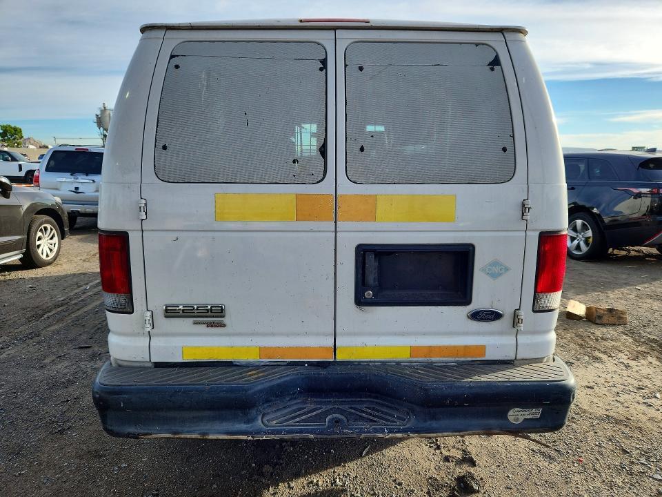 2011 Ford Econoline E250 van