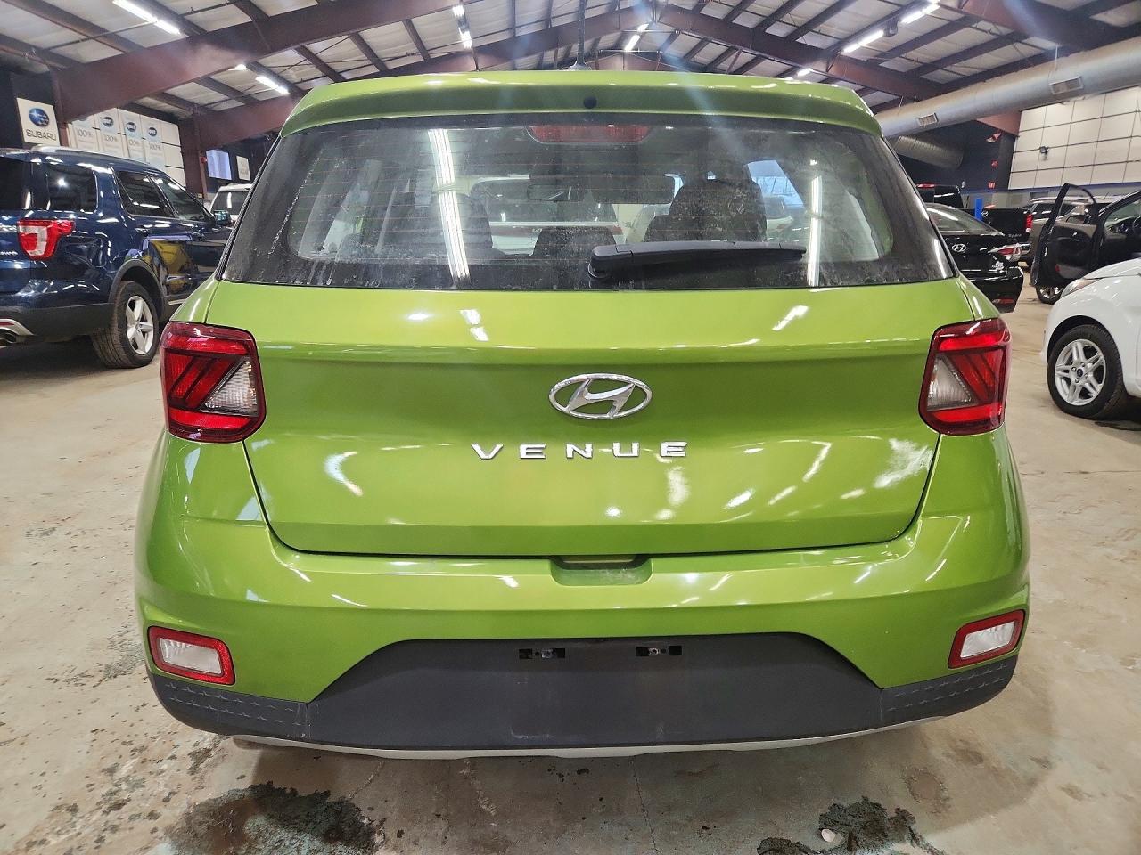 2023 Hyundai Venue se