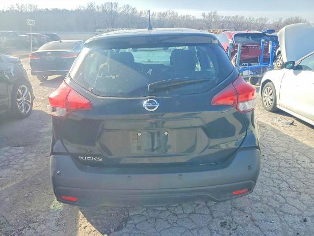 2020 Nissan Kicks s