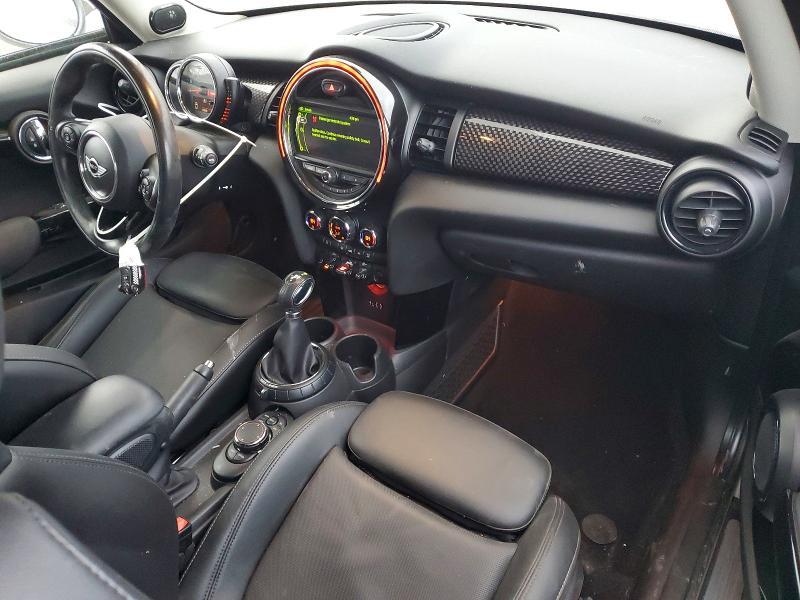 2017 Mini Cooper s