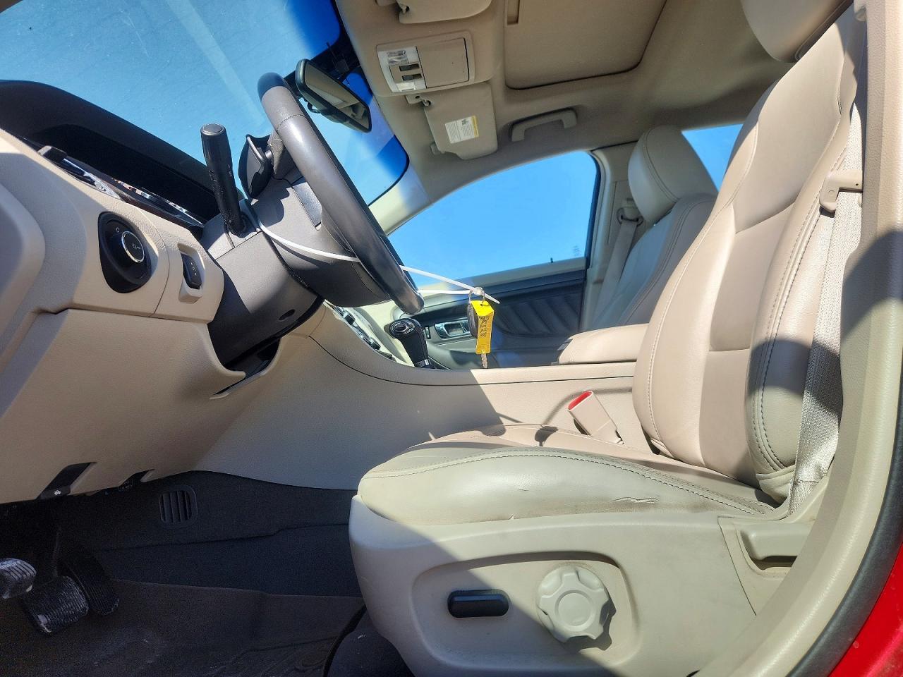 2011 Ford Taurus sel