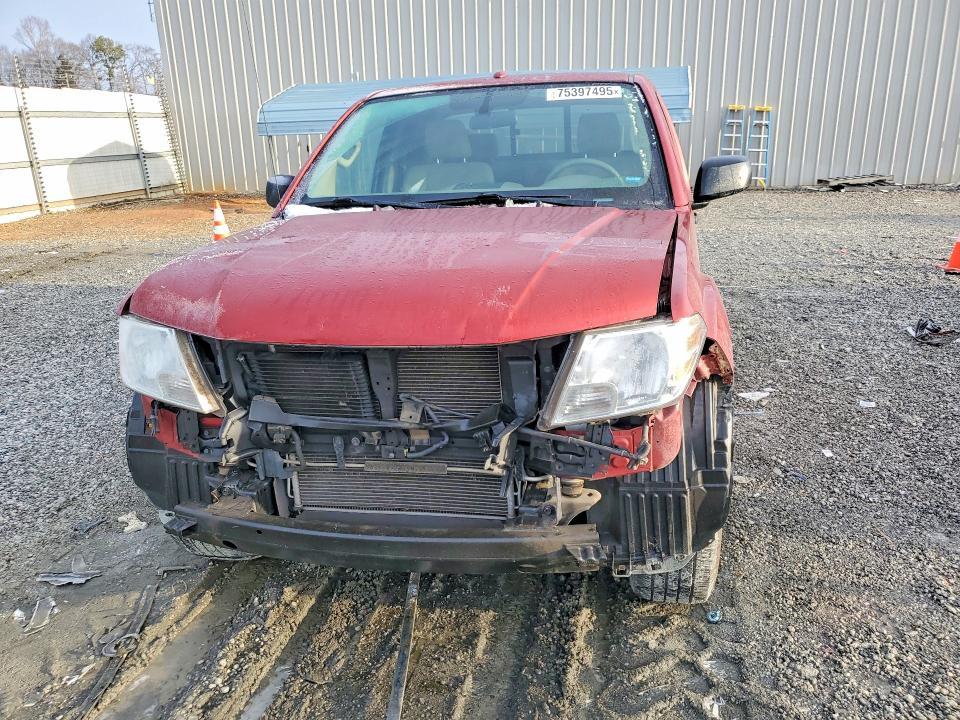 2016 Nissan Frontier sv
