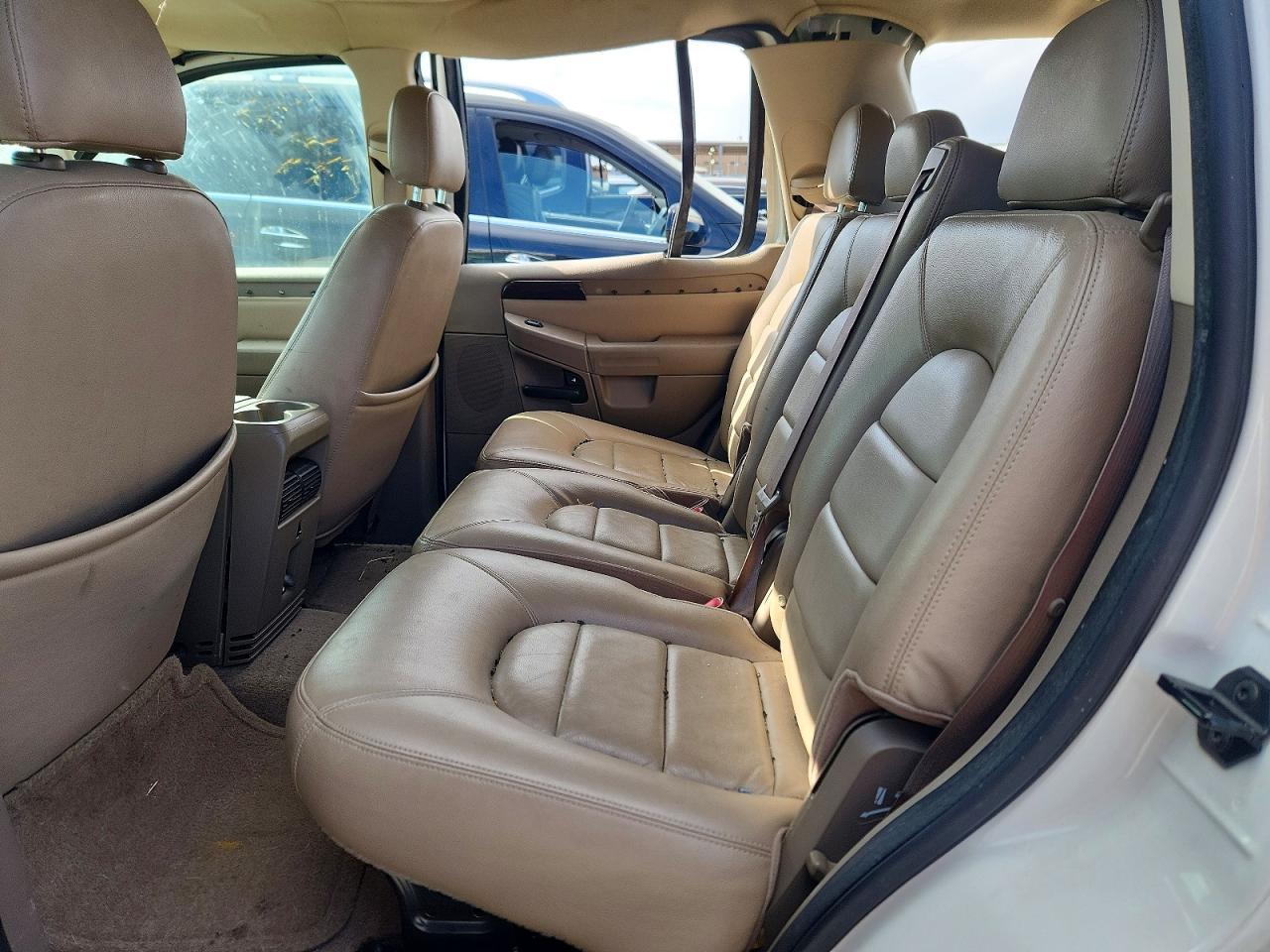 2004 Ford Explorer Limited