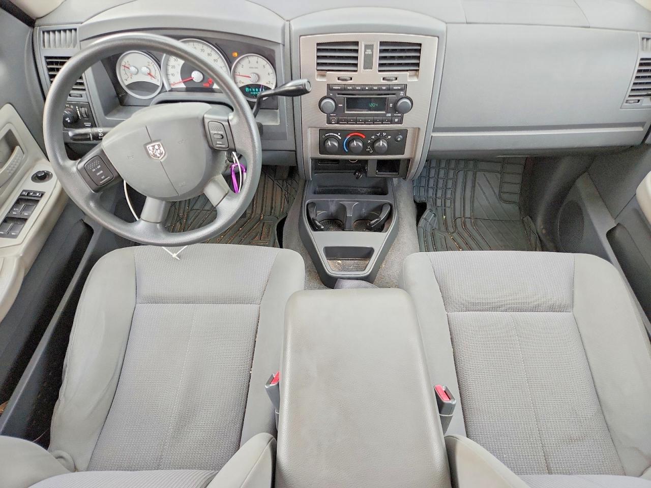 2006 Dodge Dakota Quad slt
