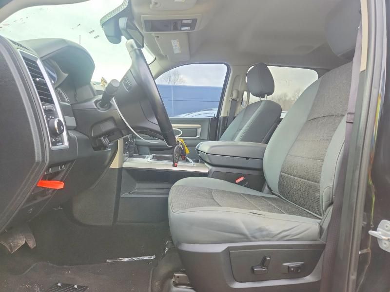 2015 Dodge Ram 1500 slt