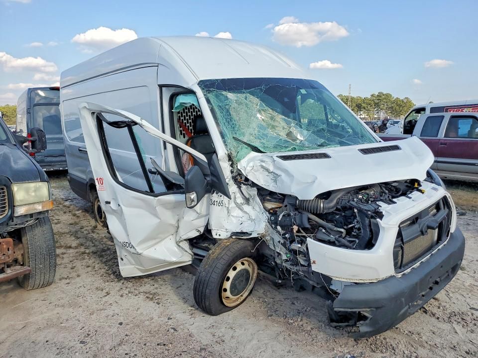 2022 Ford Transit 250 Delivery van