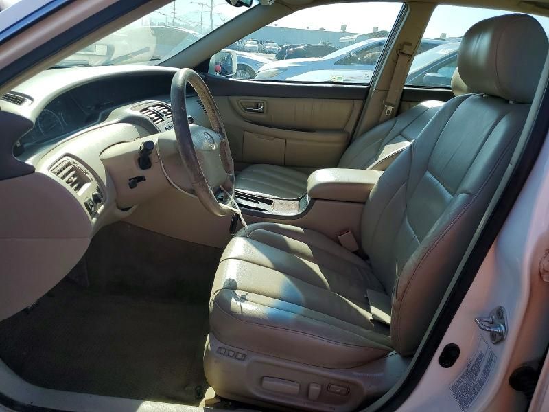 2000 Toyota Avalon xl