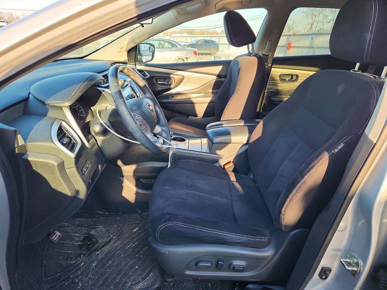 2017 Nissan Murano s