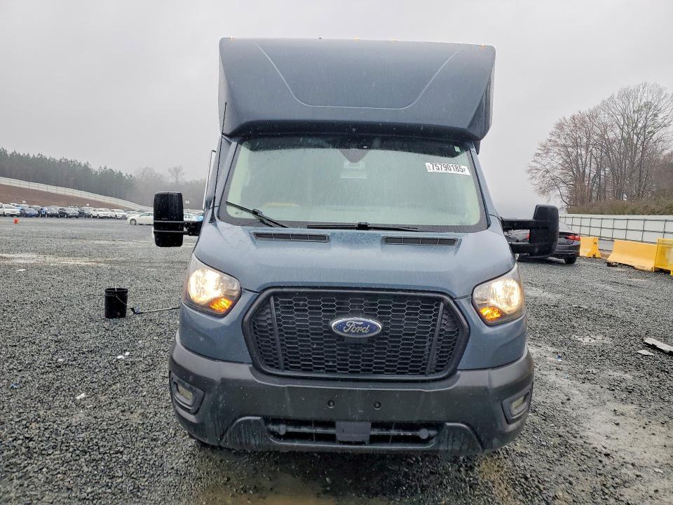 2022 Ford Transit Delivery Truck
