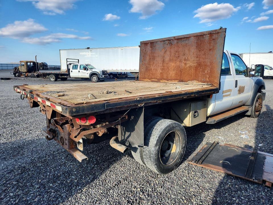 2015 Ford F450 Super Duty Flatbed Truck