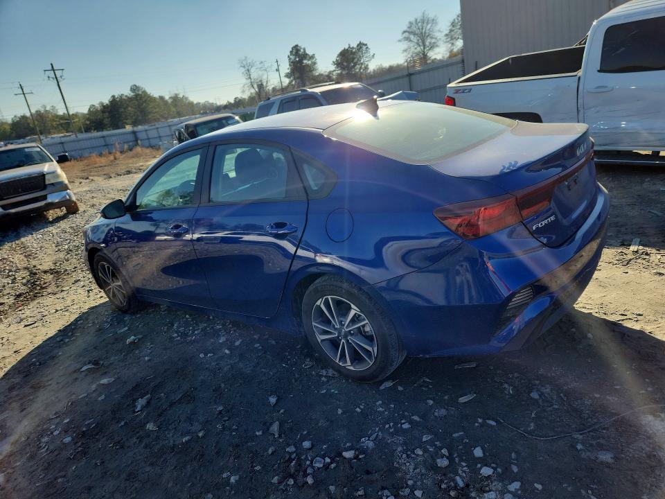 2023 KIA Forte lx