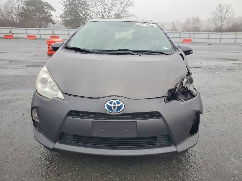 2014 Toyota Prius c