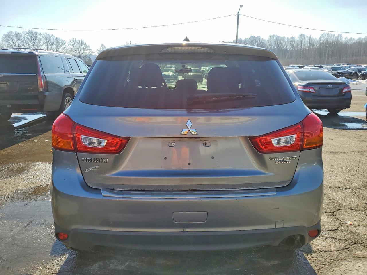 2014 Mitsubishi Outlander Sport es