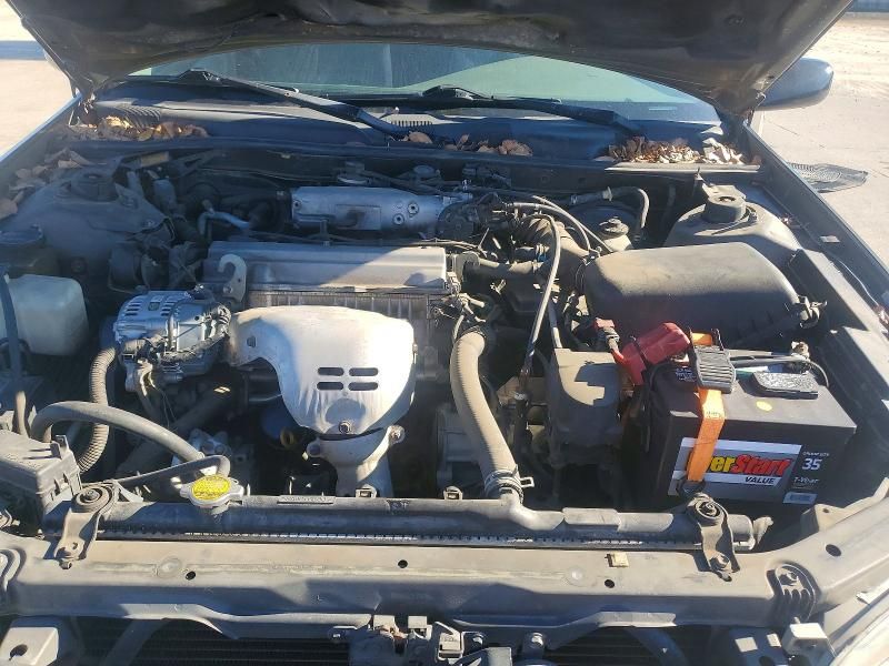 1999 Toyota Camry le