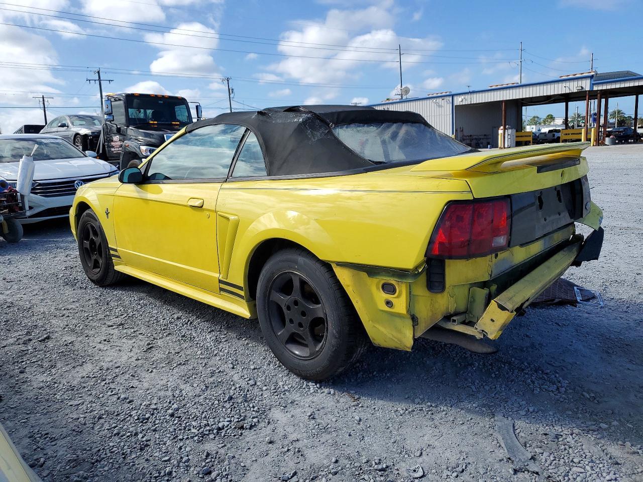 2001 Ford Mustang