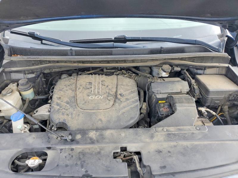 2017 KIA Sedona lx