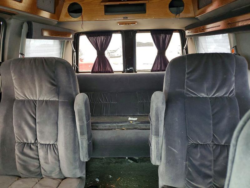 1992 GMC Safari XT