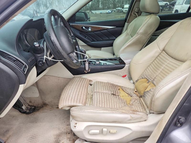 2015 Infiniti Q50 Base