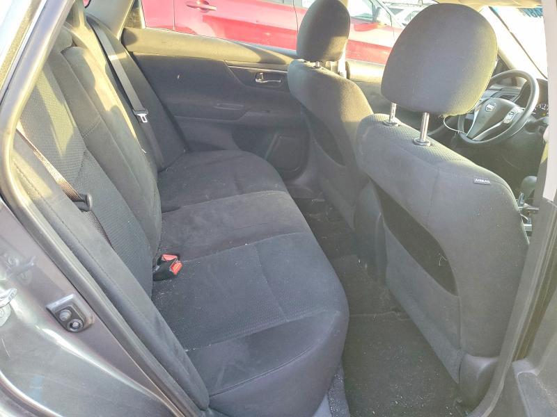 2015 Niss Altima 2.5 s