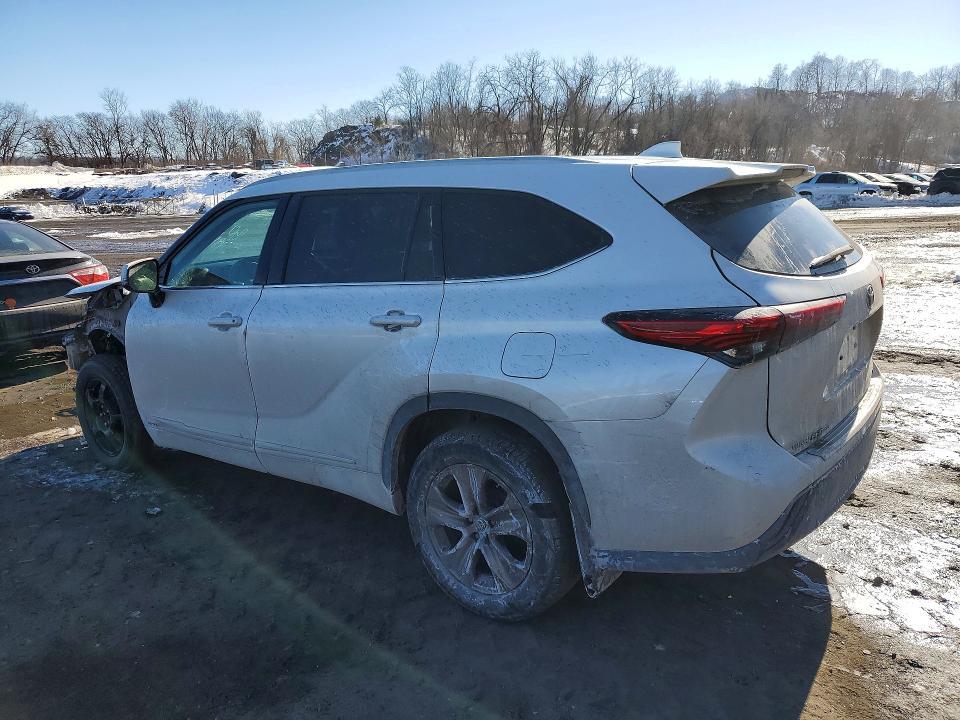 2022 Toyota Highlander Hybrid Bronze Edition