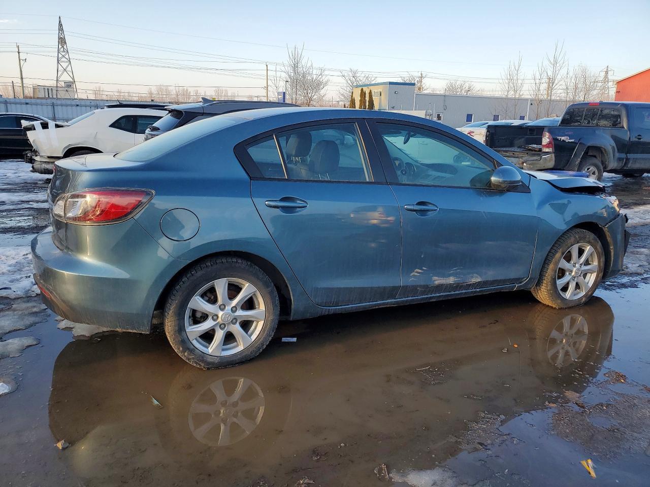 2011 Mazda 3 I