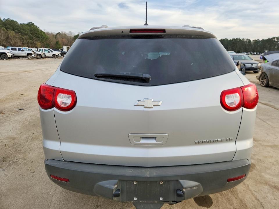 2011 Chevrolet Traverse ls