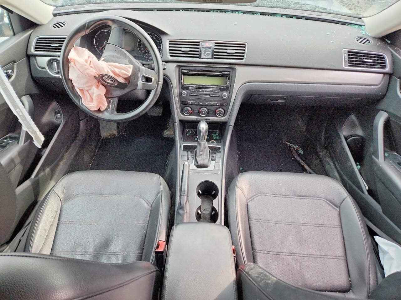 2014 Volkswagen Passat s