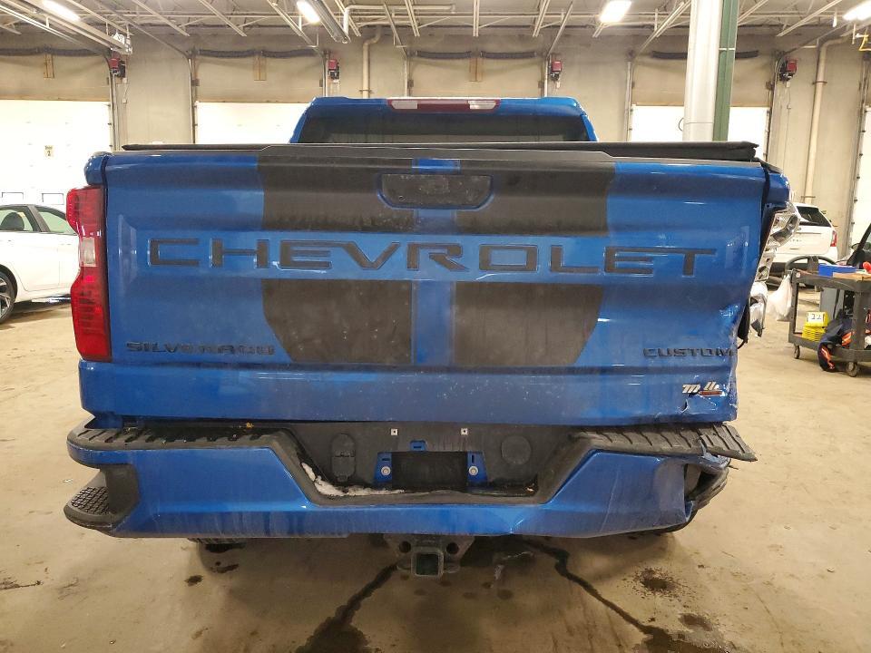 2022 Chevrolet Silverado K1500 Custom