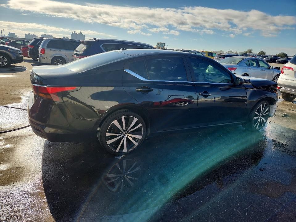 2019 Nissan Altima sr
