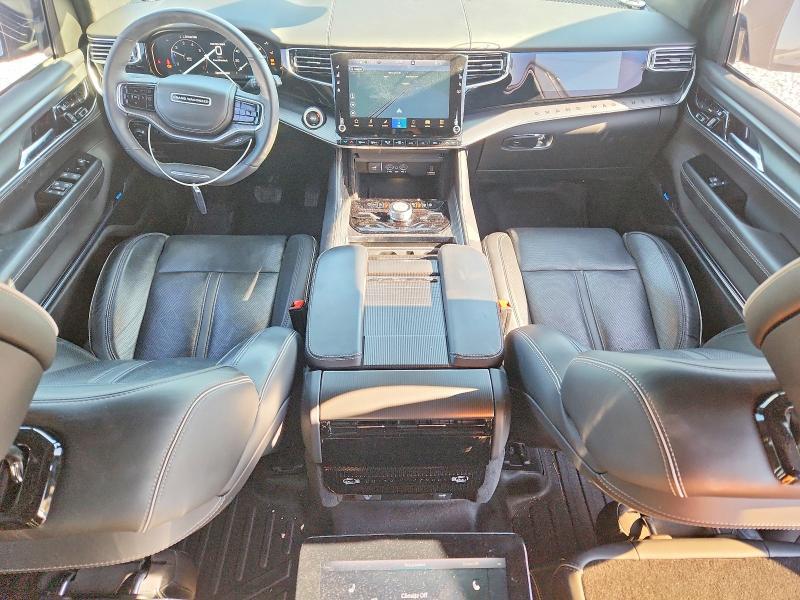 2023 Jeep Grand Wagoneer Series ii
