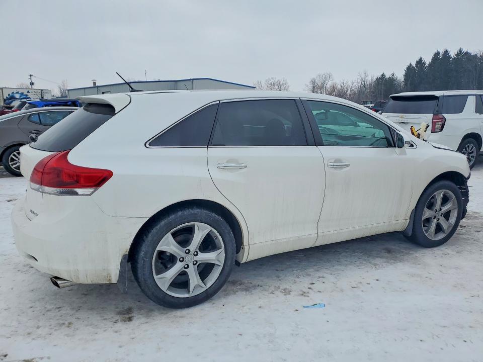 2015 Toyota Venza le