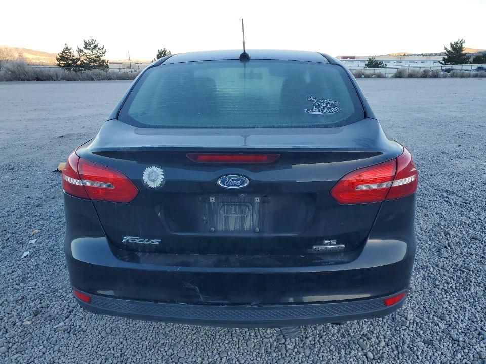 2016 Ford Focus se