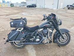 Salvage motorcycles for sale at Des Moines, IA auction: 2006 Harley-Davidson Flhxi