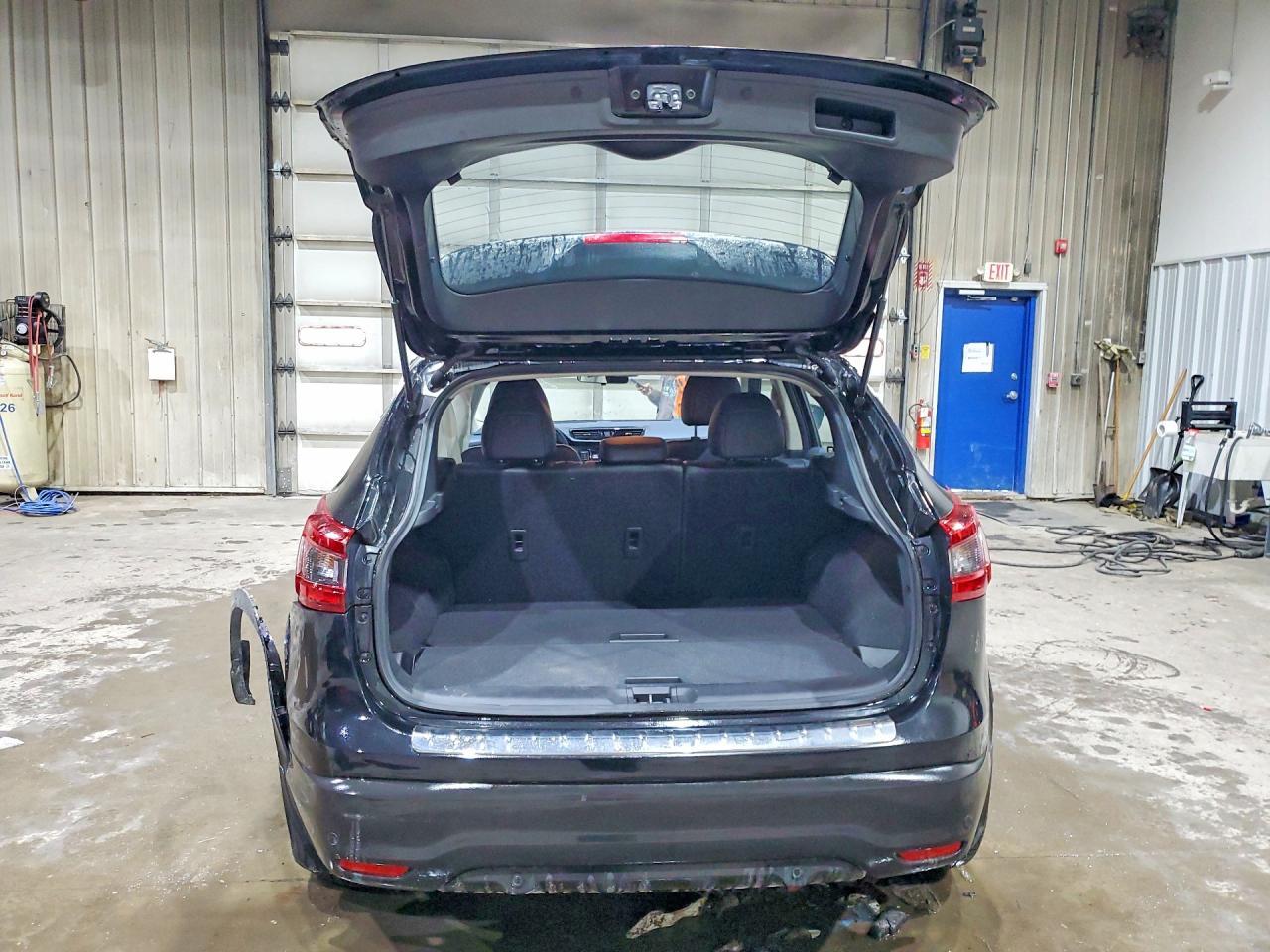 2022 Nissan Rogue Sport sl