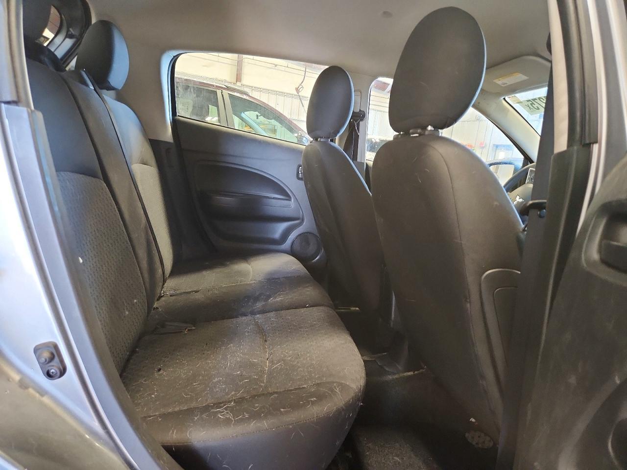 2019 Mitsubishi Mirage es