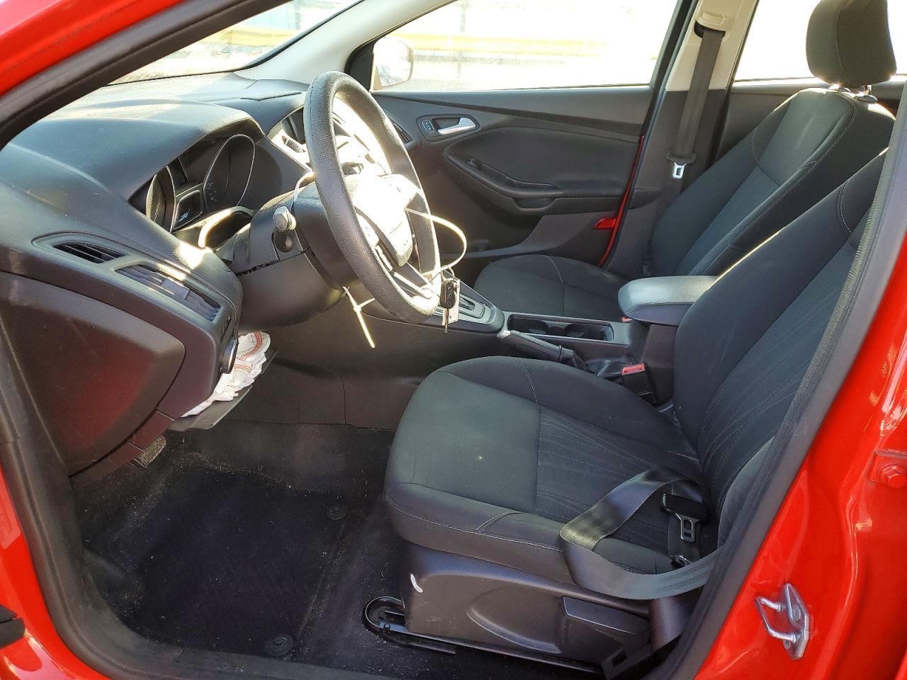 2016 Ford Focus se