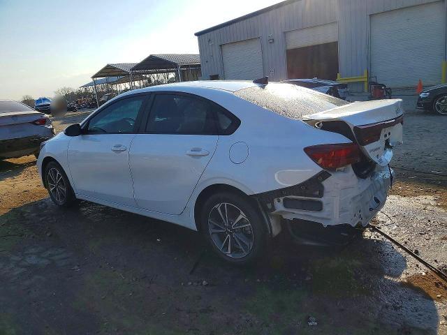 2024 KIA Forte lx